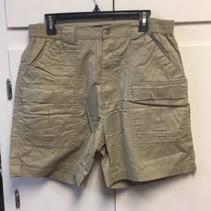 Box office khaki shorts